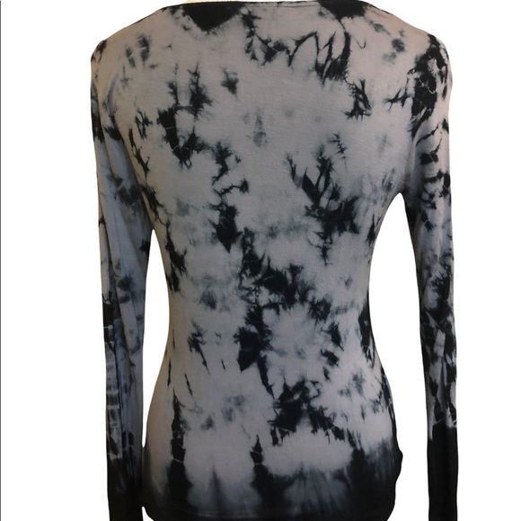 Tie Dye Cross-front Top by Rock & Republic - Picture 6 of 11